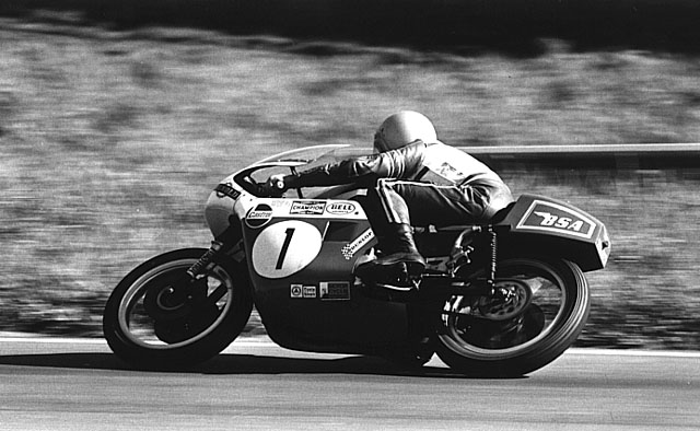 1972 - Dick Mann in action with the BSA Rocket 3 to Atlanta